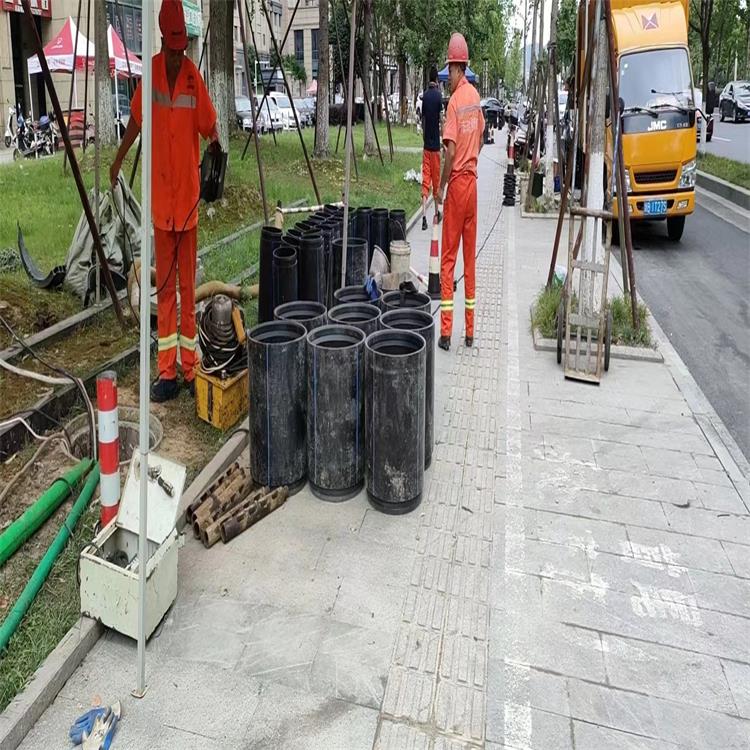 铜梁管道短管置换修复